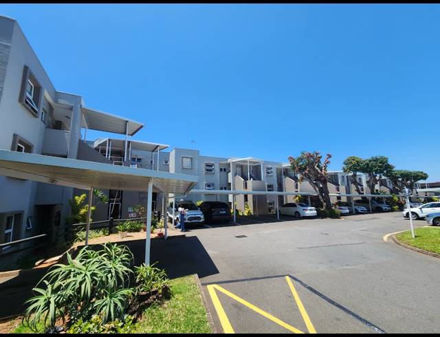 2 BEDROOM APARTMENT TO LET IN ESSENWOOD